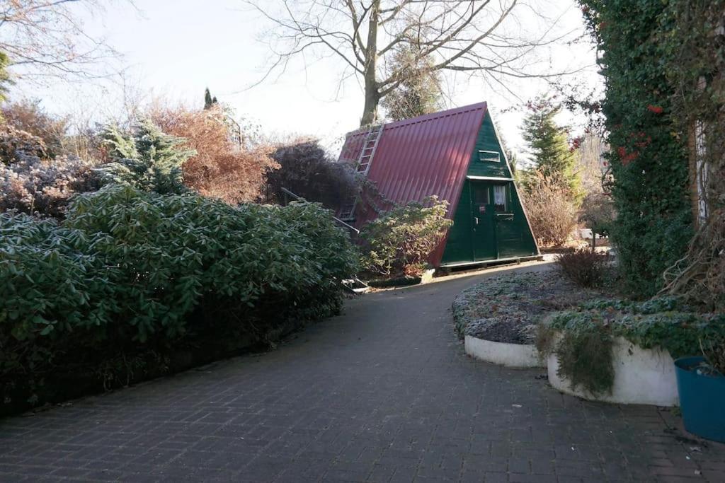 "Saunahotel" Mit Separatem Badezimmer Meinerzhagen Buitenkant foto
